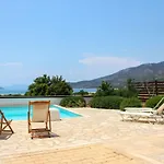 Seaside Aqua Bliss & Serenity With Private Pool *