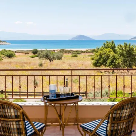 Villa Seaside Aqua Bliss & Serenity With Private Pool
