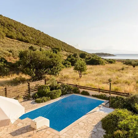 Seaside Aqua Bliss & Serenity With Private Pool Kranidi