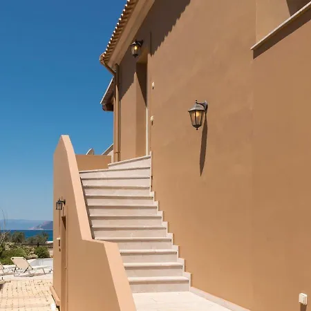 Seaside Aqua Bliss & Serenity With Private Pool Kranidi