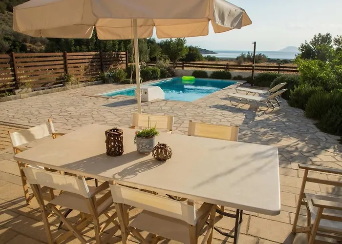 빌라 Seaside Aqua Bliss & Serenity With Private Pool